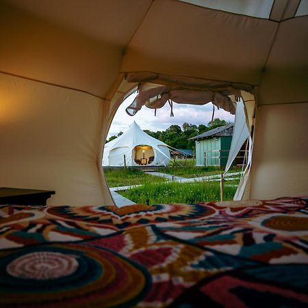 Luxury Glamping Retreat In Battle Villa Exterior foto