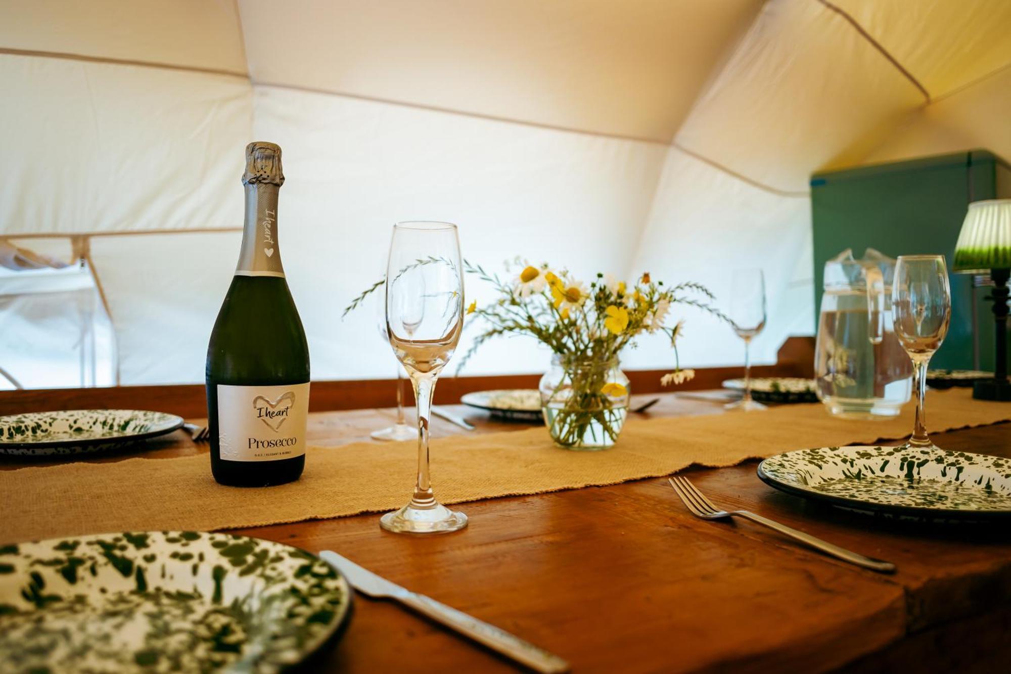 Luxury Glamping Retreat In Battle Villa Exterior foto