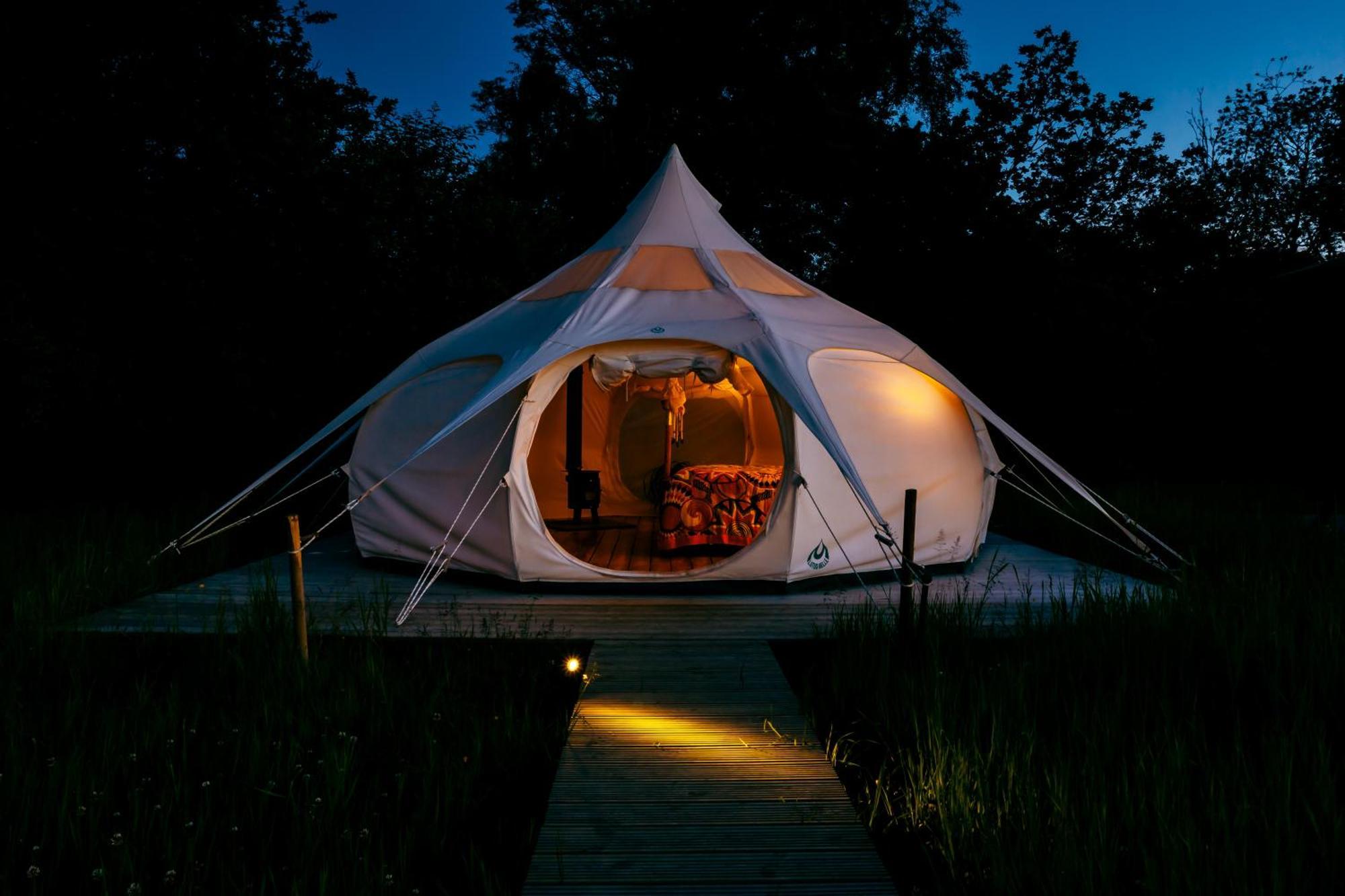 Luxury Glamping Retreat In Battle Villa Exterior foto