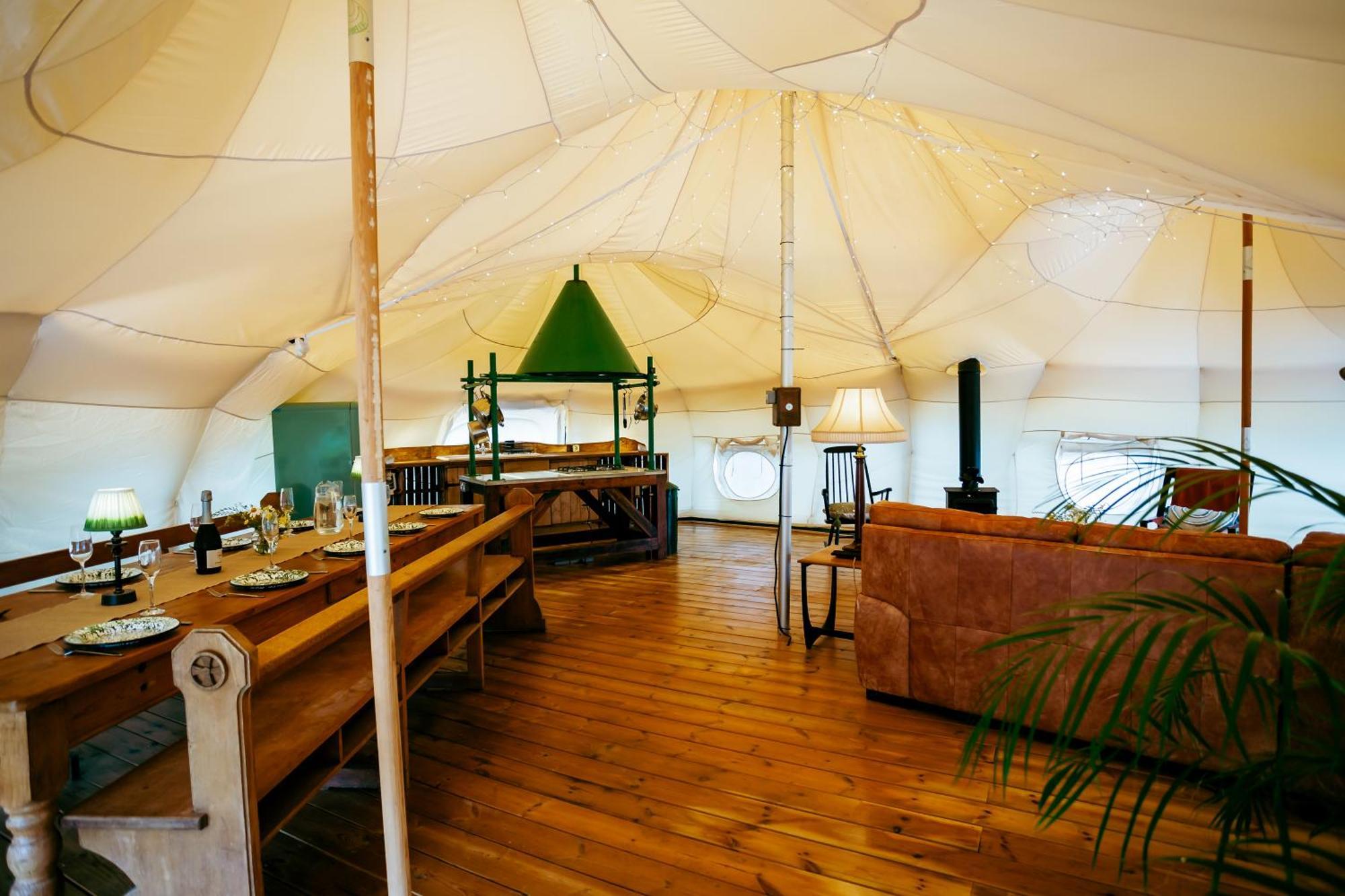 Luxury Glamping Retreat In Battle Villa Exterior foto