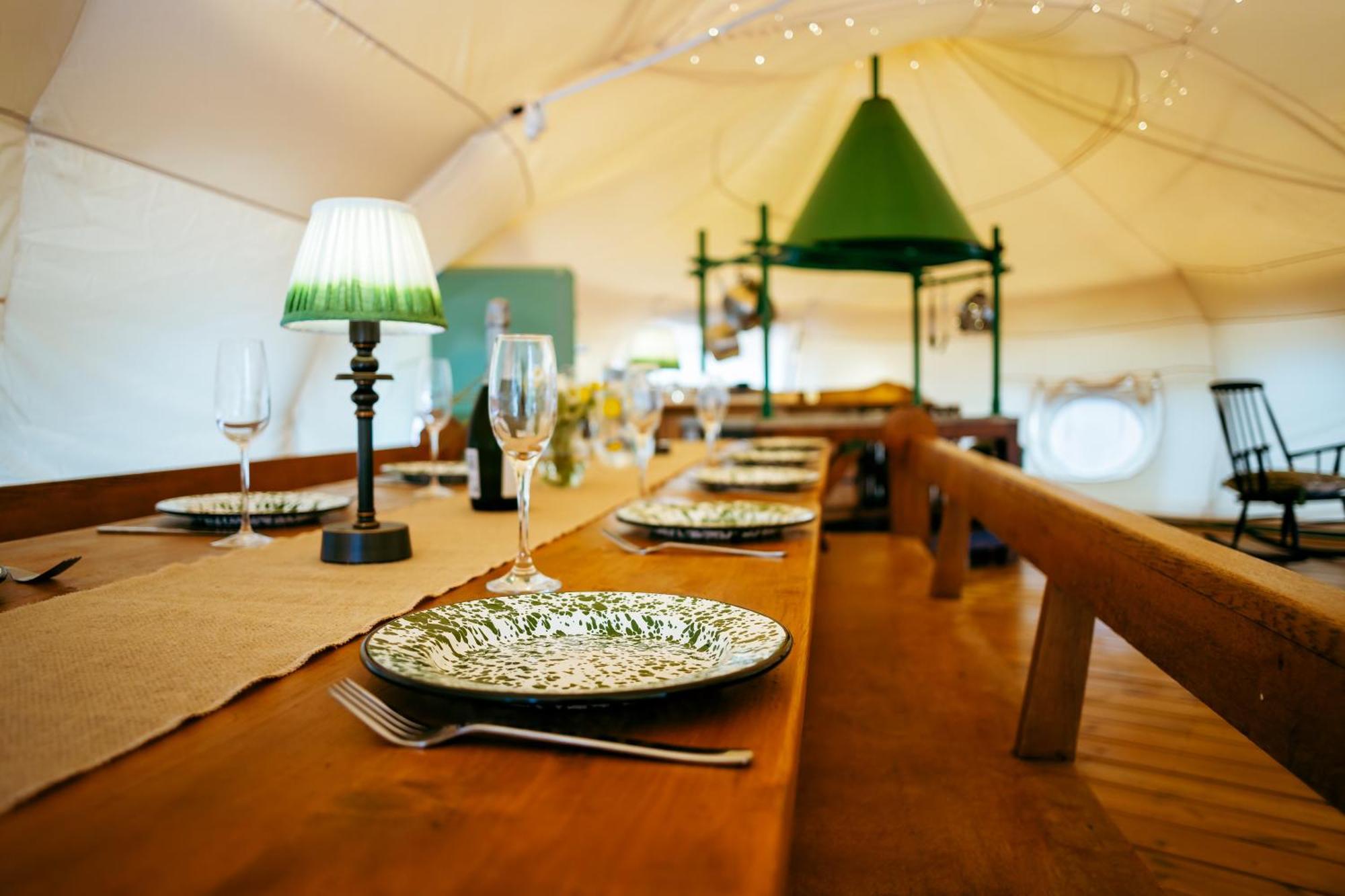 Luxury Glamping Retreat In Battle Villa Exterior foto