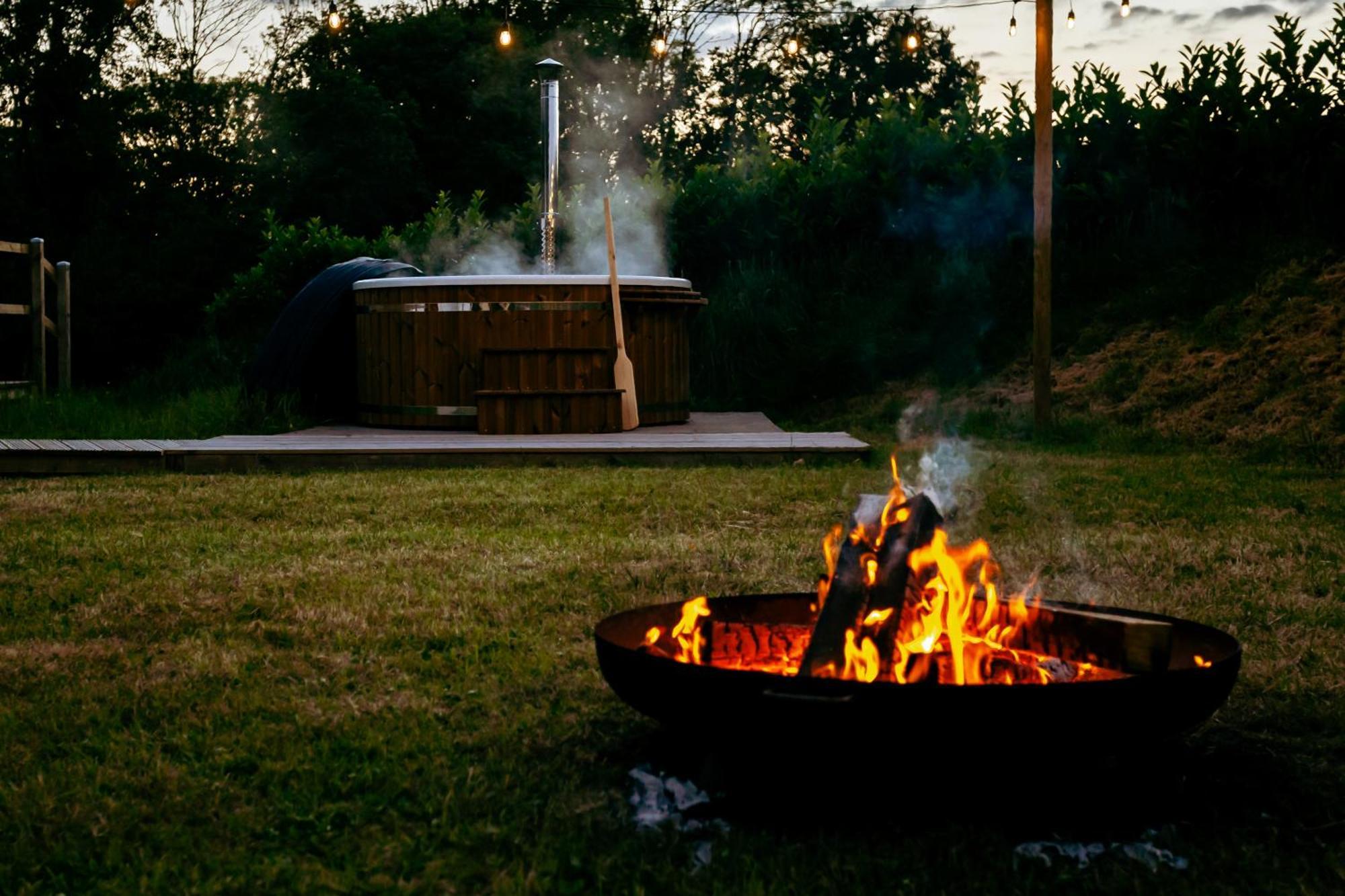 Luxury Glamping Retreat In Battle Villa Exterior foto