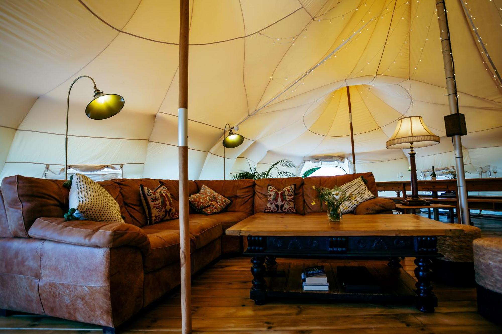 Luxury Glamping Retreat In Battle Villa Exterior foto