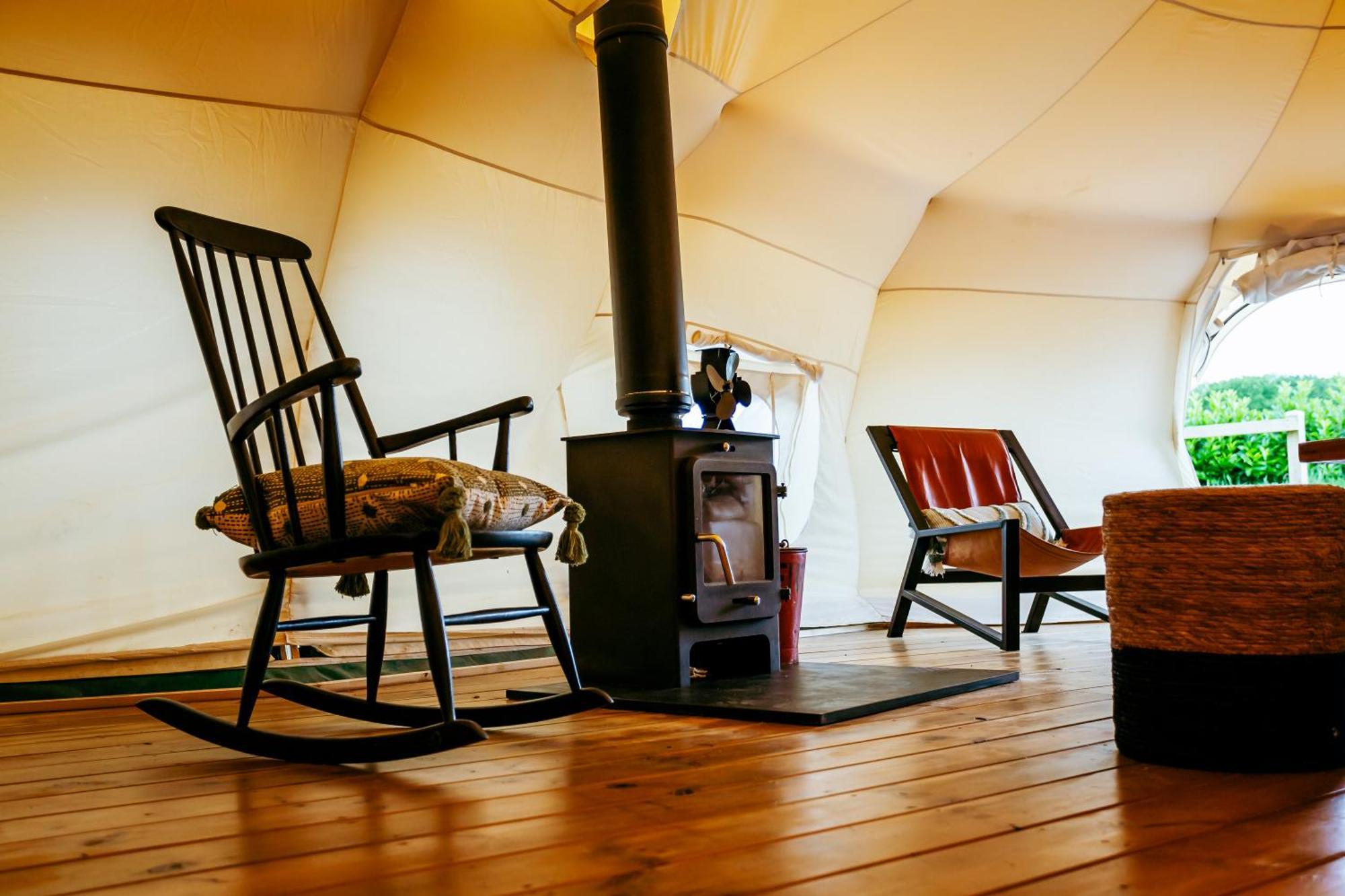 Luxury Glamping Retreat In Battle Villa Exterior foto